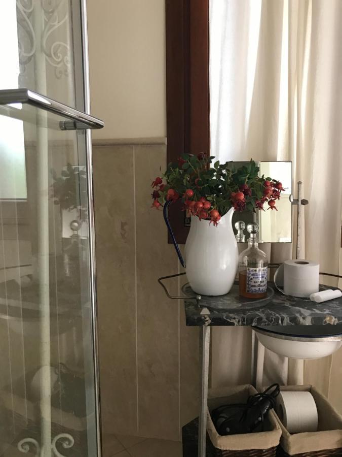 Al Melograno - Room & Breakfast Болонья Экстерьер фото