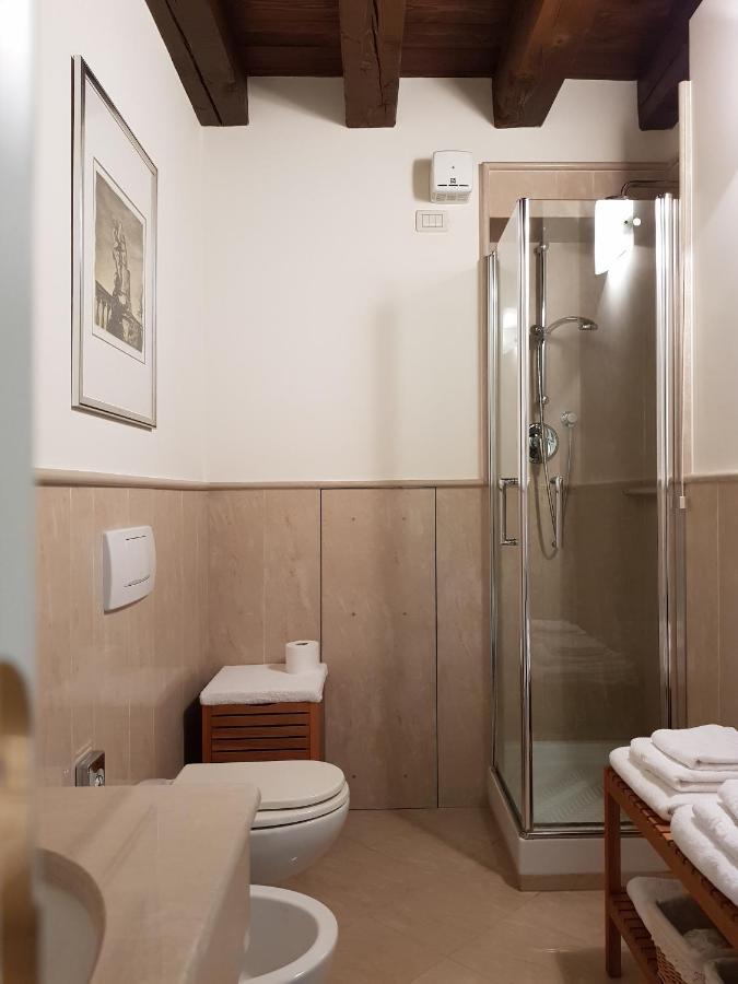 Al Melograno - Room & Breakfast Болонья Экстерьер фото